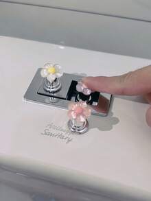 1pc/2pcs Floral Cartoon Toilet Flush Handle, Flower Shaped Toilet Flush Button, Toilet Tank Button, Flower Toilet Push Button, Toilet Flush Button Lever Tool, Creative Floral Drawer Cabinet Handle - Easy To Press, Fashionable Bathroom Accessory, Elegant Touch, Suitable For Long Nails Design