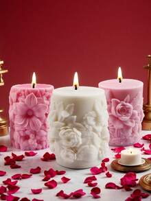 Một chiếc nến chạm khắc tinh xảo lãng mạn, được trang trí bằng họa tiết hoa nổi tuyệt đẹp, tạo nên bầu không khí ngọt ngào cho đám cưới. Màu hồng và trắng đan xen, tượng trưng cho tình yêu, và hình dáng bông hoa ba chiều mang đến cảm giác ấm áp và trang trọng cho đám cưới, giúp tình yêu được truyền tải qua ánh nến. Mang lại sự ấm áp cho không gian cưới và chứng kiến hành trình hạnh phúc mới của đôi vợ chồng mới cưới. - nến chạm khắc - Xem 1