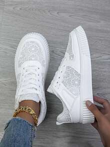 秋冬女士休闲鞋、时尚运动鞋、街头风格小白鞋、轻便滑板鞋 - 白色 - 查看 2