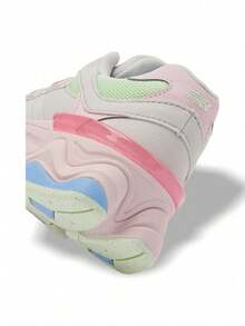 New Balance 9060 儿童运动鞋，跑步舒适，EVA 泡沫缓震网眼鞋面，透气反光耐磨橡胶外底，GC9060KO - 顏色混合 - 查看 6