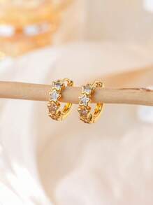 1 Paar minimalistische kleine Stern Creolen, Edelstahl Schmuck perfekt für Frauen für Dates, Urlaub und Geschenke