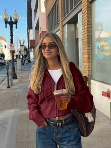 Senya 秋冬新款复古超大翻领双拉链麻花针织开衫，宽松落肩休闲开衫，日常通勤、教师、机场、冬季情人节、新年等场合皆宜 - 酒紅色 - 查看 2