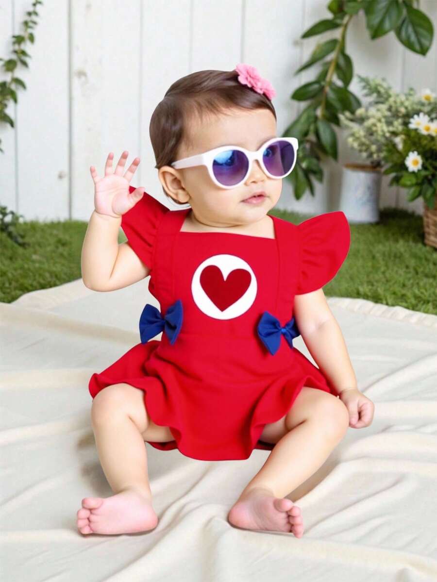 Bebé niña estilo cute romper con volantes, moños frontales azules, aplique de corazón, algodón rojo, holgado, cuello redondo, sin mangas, verano, uso diario y fiesta. Body para fiestas halloween disfraz - Rojo - Ver 1