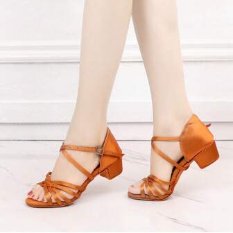 1 par de zapatos de baile latino para mujer, suela blanda, tacón medio, satén, zapatos de baile profesionales para escuela de baile, recital de baile