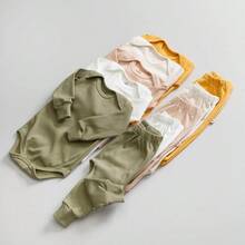 4-Piece Ribbed Baby Clothing Kit With 2 Long-Sleeved Bodysuit And Romper Sets - Beige - View 2