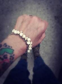 1 件复古蝴蝶结心形小盒多串饰手链，适合女士情人节