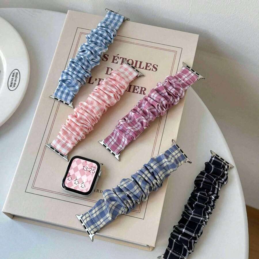 1条女士可爱印花弹力单环表带,兼容 38mm、40mm、41mm、42mm、44mm、45mm、46mm、49mm,时尚手链,可更换表带,适用于 Series 10、9、8、7、6、5、4、3、2、1、SE,发圈式腕带,智能手表配件,母亲节、父亲节、送给家人、朋友和返校学生的礼物 - 彩色 - 查看 1