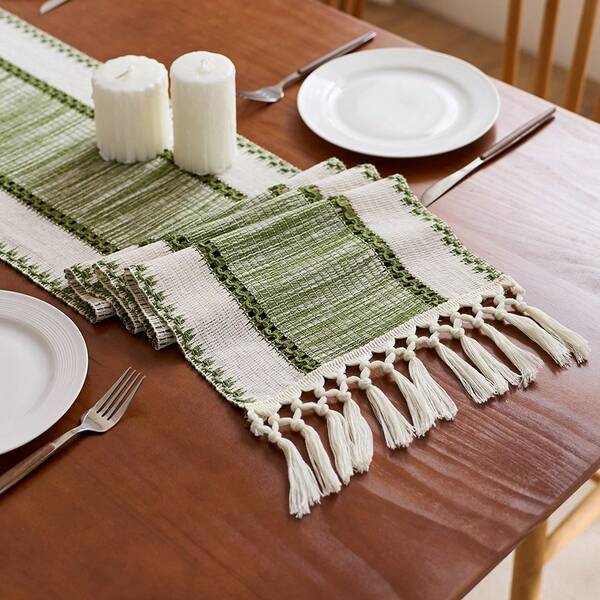 Nordic-Bohemian Striped Table Runner: Hand-Woven Tassels For Dining Tables, Round Coffee Tables & Rustic Home Decor,Perfect For Wedding Receptions, Outdoor Parties & Valentine's Decor,Rectangular Design ForHome & Restaurant Decor, KitchenDining Table Centerpiece, DecorativeDining Accessory, Rustic Decor Item, Intricate Weaving, Durable Fabric