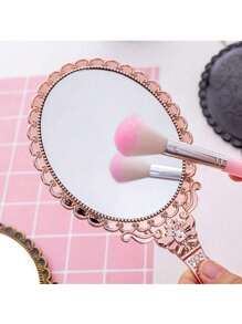 1个复古手持化妆镜 - 花卉蚀刻电镀化妆镜，复古欧式图案手持旅行镜，可放置于钱包或梳妆台上