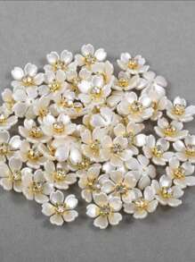 50 peças/pacote, 14mm Flores de Resina de Cravo-da-índia Roxas de 5 Pétalas, Flores de Strass com Base Dourada, Pérolas Sem Furos para Decoração de Roupas