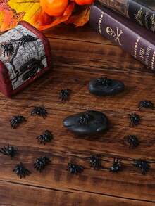 100 Pieces - Black Simulated Spiders, Realistic Plastic Spider Decorations For Halloween Decoration, Black Scary Prank Spiders For Halloween Party Decoration, Small Spider Accessories, Halloween Spiders Indoor And Outdoor Party Decoration, Garden Decoration, Room & Home Decoration, Halloween Toy Accessories, Autumn Decoration