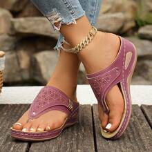 2026 New Style Women's Wedge Heel Flip-Flops - Breathable Hollow-Out Toe & Clip Design, Lightweight Synthetic Cover Sandals With Cushioned EVA Insole & Non-Slip PVC Sole, Slip-On All-Season Casual Shoes, Comfortable Footwear, Crisscross Strap Design, Durable Traction Footwear - Đỏ - Xem 3