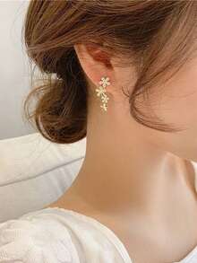 1 par de pendientes glamorosos con borlas florales brillantes y rhinestones