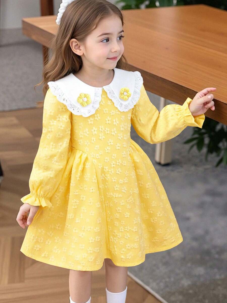 Váy bé gái năng động và đầy nắng, cổ Peter Pan xếp nếp đính hoa, váy trơn rộng, thích hợp mặc thường ngày, dự tiệc, mặc hàng ngày - Màu vàng - Xem 1