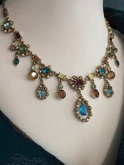 1 chiếc vòng cổ kim loại sang trọng mùa thu/đông đính đá Zirconia, ngọc trai giả và thiết kế hình học, thích hợp cho tiệc tùng, dạ hội, vũ hội và phụ kiện trang phục hàng ngày