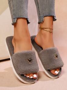 نعال منزلية مفتوحة الأصابع مزينة بشكل قلب، مريحة وفضفاضة من الفرو للارتداء في غرفة النوم وغرفة المعيشة، مناسبة للخريف والشتاء