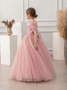 少女粉色蕾丝边深V露背网纱毕业优雅公主裙，适合女孩穿着，可用于生日派对、婚礼、花童、伴娘、特殊场合和庆典、毕业典礼等。 - 粉色 - 查看 4