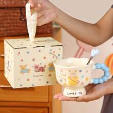 Süße Bär & Katze Design Keramik Tasse mit Löffel, Paar Kaffeetasse, Geburtstagsgeschenk für sie, Büro Kaffeetasse, Punkte Keramik Kaffeetasse - Süß minimalistisch hochästhetische Tasse mit sanften Kurven & glänzender Oberfläche, mit mehrfarbigen Punkten (Pink, Gelb, Braun) - langanhaltend wärmeisolierendes Design für Zuhause, Büro oder als Geschenk - Ideal für Kaffee, Tee - Verschiedenfarbig - Übersicht 5