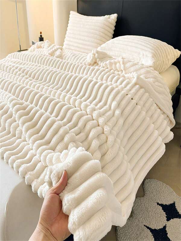 Soft Retro Style Faux Fur Blanket - Plush, Warm Choice For Sofa And Chairs, Striped Pattern, Machine Washable, Polyester Blend, Comfortable For All Seasons, Chair/Bed Cover | Soft Blanket | Polyester Blend, Rabbit Decor