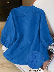 Women's Lightweight Semi-Sheer V-Neck Unstructured Embroidered Blouse, Spring/Summer Vacation - Royal Blue - View 5
