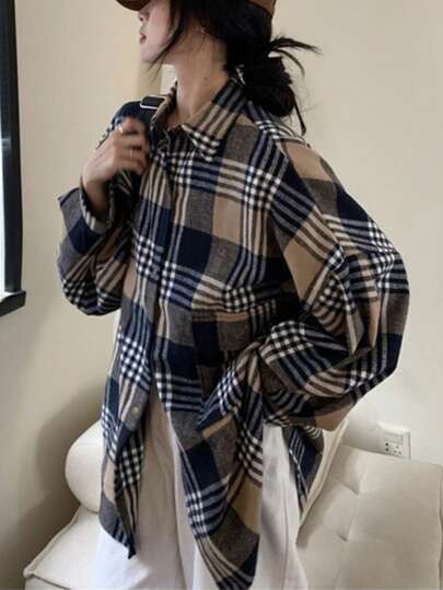 Jaqueta feminina casual xadrez com contraste de cores, botões frontais, lapela, bolso, manga comprida, solta, uso diário