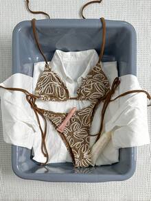 Swmmer Liket Women's Summer Fashion Asymmetrical Stripe Triangle Tie-Side Vacation Bikini Set - 棕色 - 查看 1