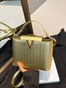 奢华女士手提包品牌包编织优质编织女式托特包2025新款小众时尚百搭单肩大容量时尚托特包新款大包INS搭配单品包复古休闲街头风小众托特包手提包简约明星同款亮面高端优质感斜挎包夏季斜挎托特包2025新款女士优雅包编织大容量妈妈包时尚质感个性女包枕头包 - 金色 - 查看 7