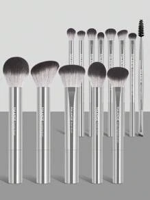MAANGE 13件套专业软毛长铝管化妆刷套装，包括睫毛刷、眼影刷、眉刷、晕染刷、唇刷、高光刷、遮瑕刷，适用于粉状、液体、膏状化妆品，是日常使用和旅行的理想之选，也是送给朋友的完美化妆配件礼品套装。