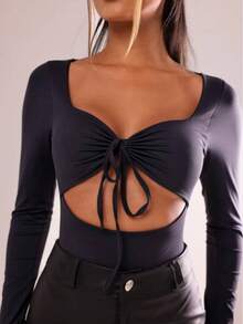 Women's Bodysuit With Front Cutout And Long Sleeves – Twisted Neckline, Sexy And Modern Style - 黑色 - 查看 3