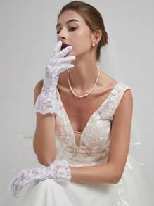 1 双蕾丝蝴蝶结新娘手套仿珍珠乳白色短款手指手套蕾丝立体刺绣优雅下午茶舞会礼服配饰照片道具情人节情人