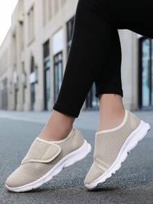 Sapatos ajustáveis para idosos, com fecho de , sola macia, calçados casuais para pais, mães e avós, adequados para primavera e verão - Caqui - Ver 2