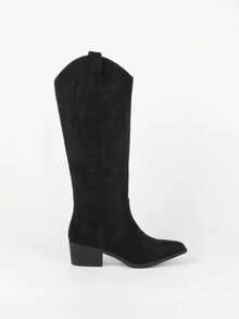 Black 8637
