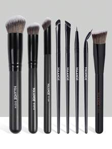 MAANGE 1/2/3/8支装三角化妆刷，便携式晕染化妆刷，包含粉底刷、腮红刷、散粉刷、轮廓刷、高光刷，是送给女性和女孩的旅行化妆工具礼物。 - 黑色 - 查看 15