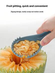 1 件三合一水果挖球器套装，包括哈密瓜勺、西瓜挖球器和水果雕刻刀。 - 彩色 - 查看 1