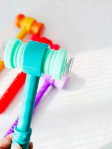 1 pieza de juguete de martillo, 4 colores, puede adherirse a tarjetas, juego cognitivo, martillo con ventosa, juguete de percusión, juguete con ventosa, adecuado para el aula, juegos de fiesta, material didáctico