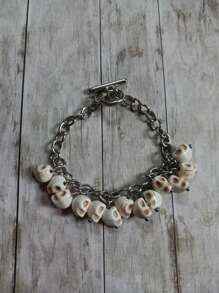 1 件复古蝴蝶结心形小盒多串饰手链，适合女士情人节