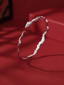 Vintage Elegant Snake Bangle, Snake Zodiac Year Bangle, Luxury Refined Silver-Tone Adjustable Cuff Bracelet Suitable For Daily Wear, Festivals, Parties, Birthday Jewelry Gift