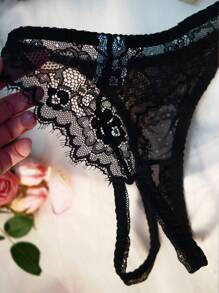 Black Cap Sleeve Comfortable Lace Sheer Pearl Decor Sexy Lingerie Set For Women