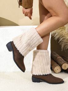 Botas de moda Otoño/Invierno 2025: Botas cortas de mujer con tacón grueso hasta la pantorrilla, botas con tubo metálico, versátiles para combinar con minifaldas, faldas largas, cortavientos, pantalones ajustados, leggings