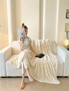 Weiche, retroartige Kunstfell-Decke - Flauschige, warme Wahl für Sofa und Stühle, gestreiftes Muster, maschinenwaschbar, Polyestermischung, bequem für alle Jahreszeiten, Stuhl-/Bettüberwurf | Weiche Decke | Polyestermischung, Kaninchen-Dekoration