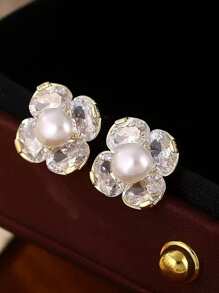 زوج جديد من أقراط الأزهار والخرز من الزركونيا، أقراط أنيقة فاخرة بتصميم زهرة ثلاثية الأوراق