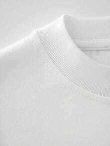 Featuring A Raccoon Wearing Heartshaped Glasses And Feelin' Feral Text 220g Novelty Tee For The Wild At Heart Who Love A Touch Of Humor And Unique Animal Graphics. - 白色 - 查看 6