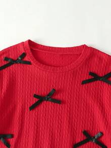 2pcs/Set Girls Casual Everyday Butterfly Jacquard Top And Distressed Light Wash Denim Jeans Pants