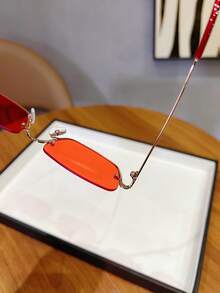 1 pieza Gafas de moda con montura metálica de media montura para mujer, color rojo adecuado para la playa, vacaciones, fotografía y estilo callejero