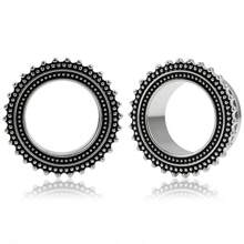 2 piezas Expansores de oreja con patrones simples de acero inoxidable, tapones, túneles, pendientes, joyas para perforaciones corporales, estiradores - redondo - Ver 25