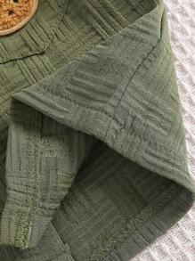 2pcs Baby Boy Street Fashion Textured Pocket Bear Embroidered Shirt And Shorts Set