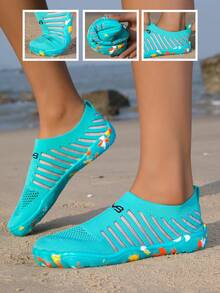 ZVB Chaussures d'eau pour couples, convenant aux amateurs de pieds nus. Chaussures de plage à semelle souple pour femmes, pour la natation, la plongée, les activités extérieures d'été à séchage rapide, la pêche, les chaussures de gué respirantes