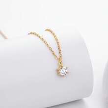 1pc Silver Single Diamond Small Pendant, Fashionable Copper Lock Clavicle Chain, High-Grade Short Necklace, Women's Daily Casual Accessory,Sentimental Crown Solitaire Necklace - Gold & Silver Two - Tone, Sparkling Cubic Zirconia Pendant, Meaningful Gift For Women & Girls, Perfect For Birthdays, Anniversaries & Special Moments, Daily Reminder Of Love