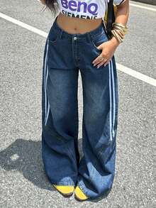 Straight-Leg Jeans With Curved Waist Design And Two Side Stripes Casual Spring - Medium Wash - View 3