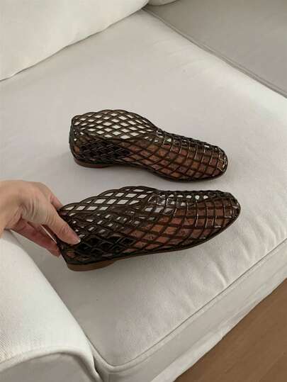 XIXITIAO 1 Pair Hollow Grid Jelly Sandals, Comfortable Closed Toe Flat Shoes, Breathable Mesh Jelly Slip-On Sandals, Non-Slip Soft Bottom Suitable For Outdoor, Vacation Wear, Summer